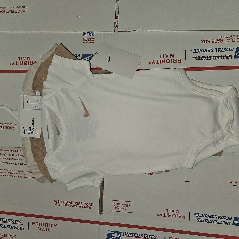 Nike 3 pc set